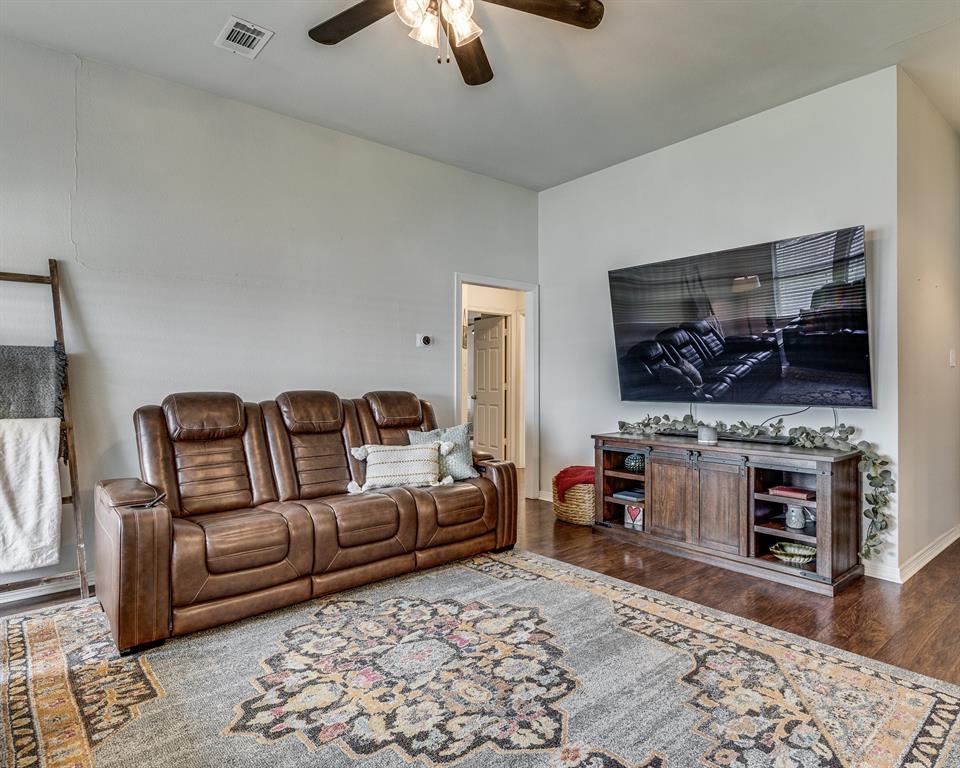 306 Ridge Hollow Trail Property Photo 5