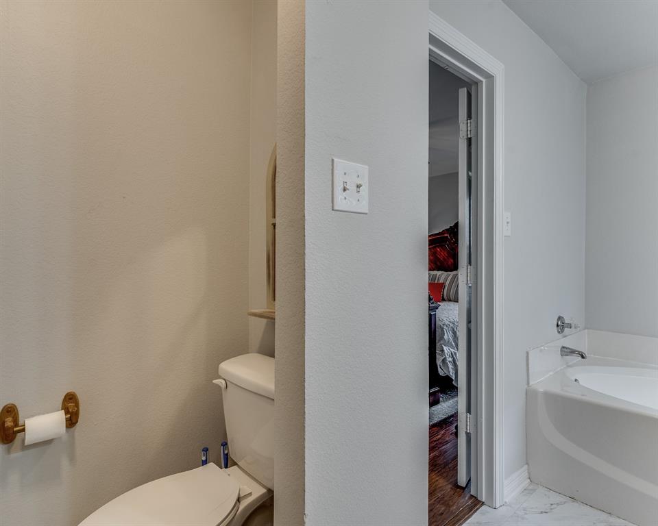 306 Ridge Hollow Trail Property Photo 20