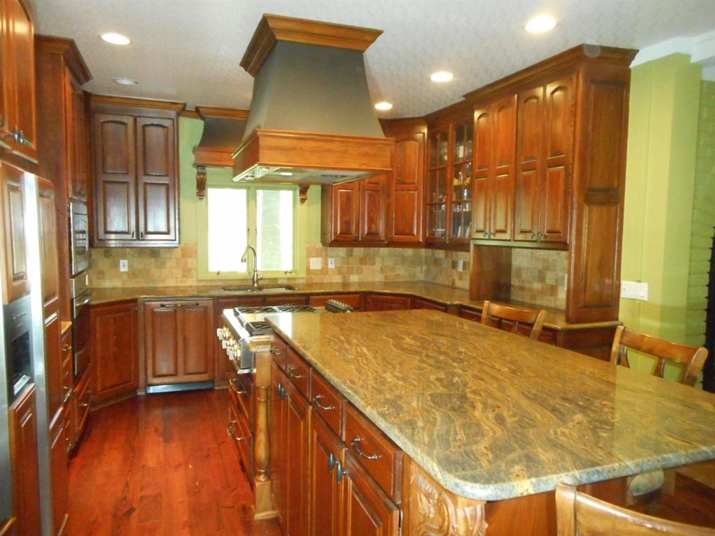 900 Machen Drive Property Photo 7