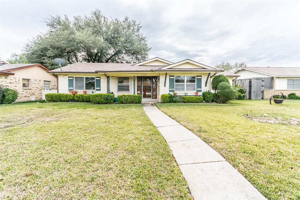 2323 Luau Street Property Photo 1