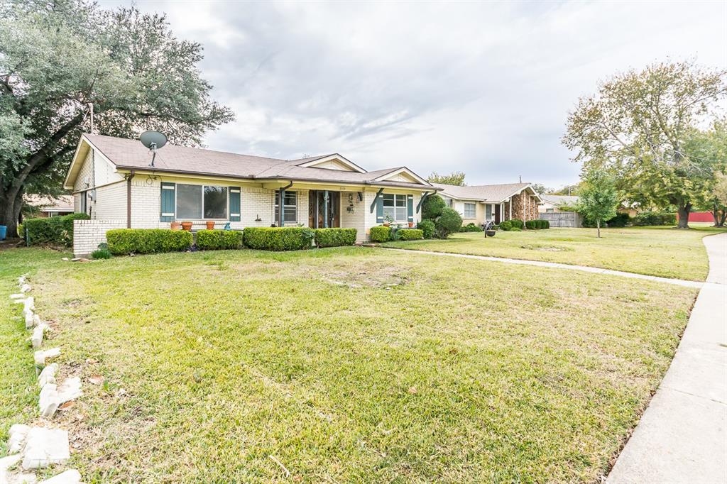 2323 Luau Street Property Photo 3