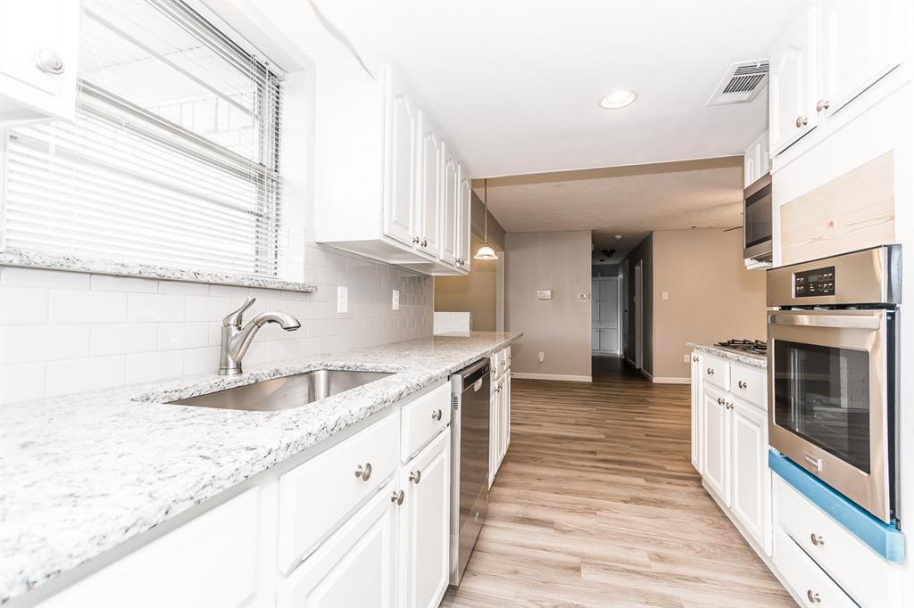 2323 Luau Street Property Photo 11