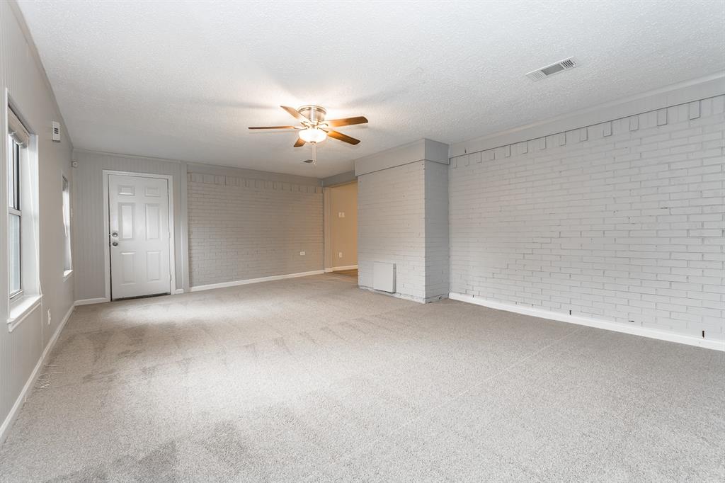 2323 Luau Street Property Photo 32