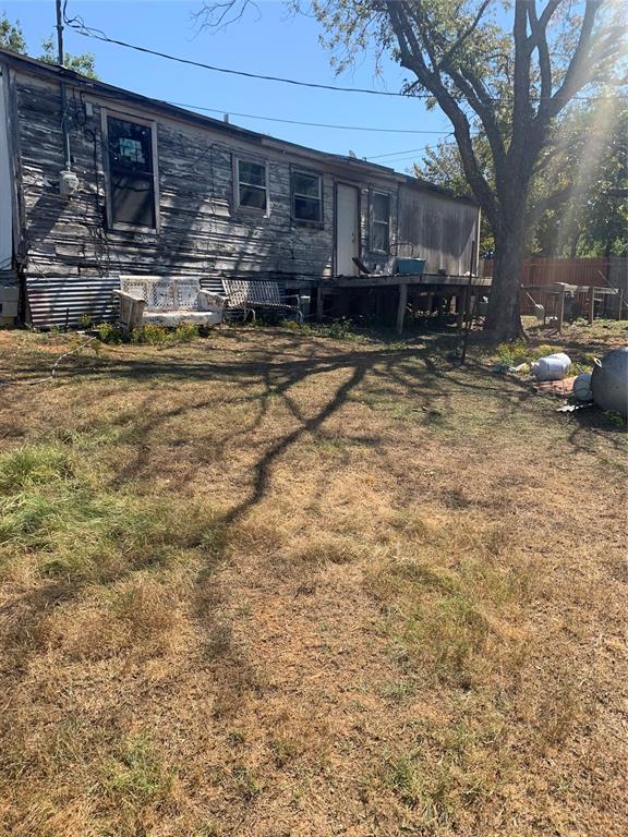 242 W Sayers Drive Property Photo 3