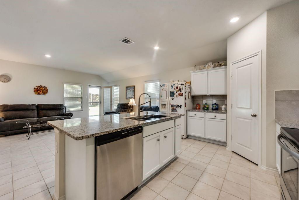 511 Saw Mill Road Property Photo 15