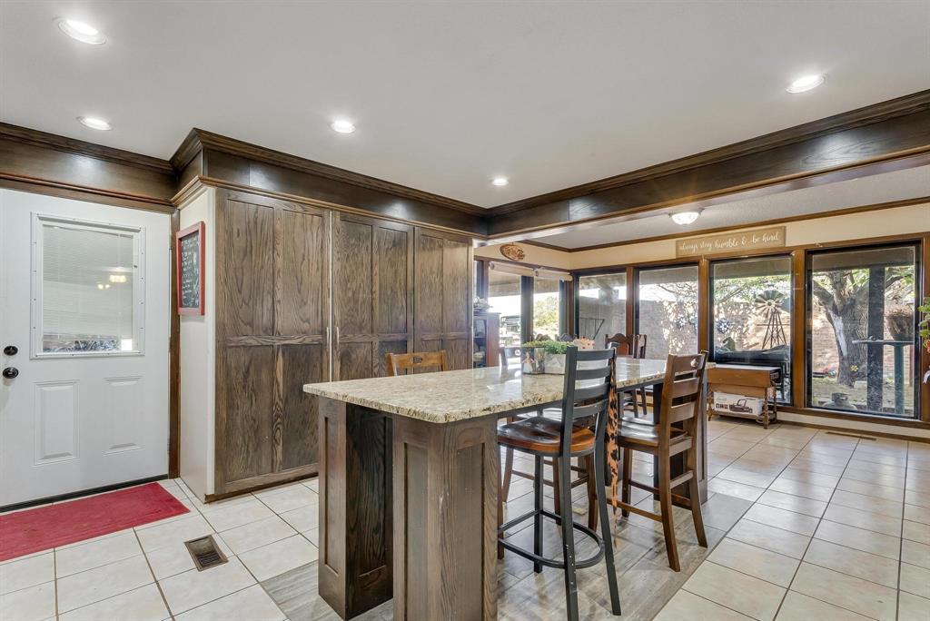 6701 Highway 6 Property Photo 6
