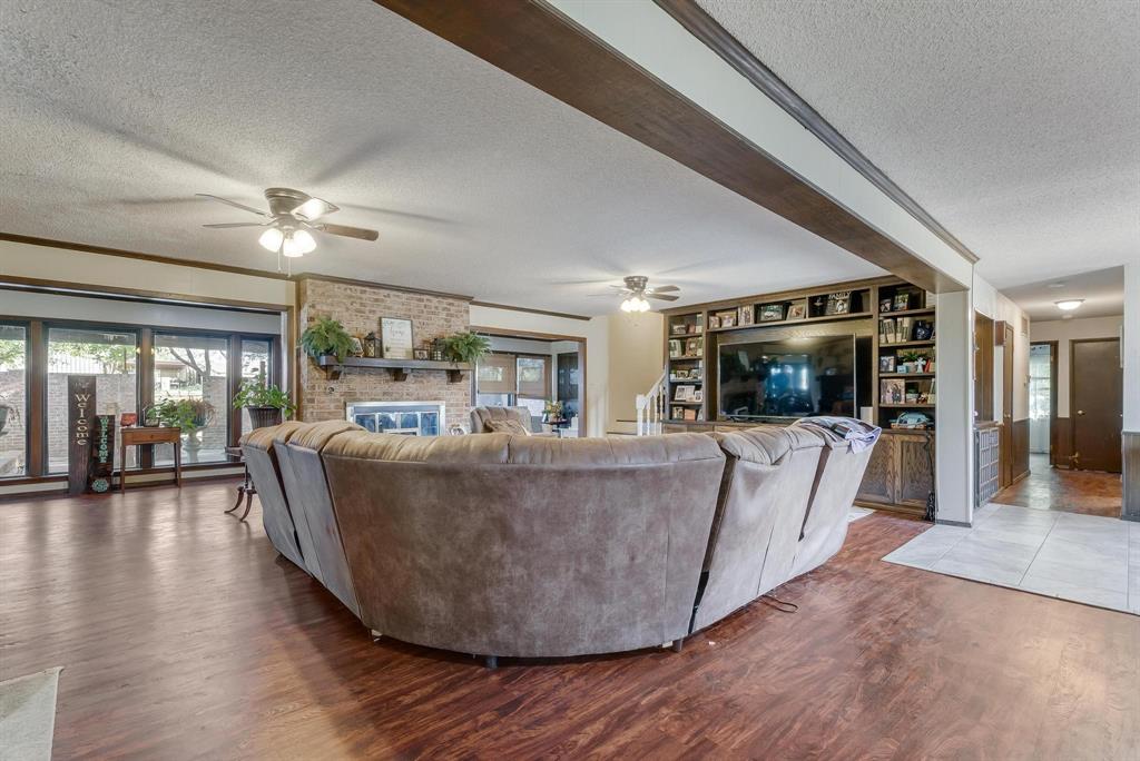6701 Highway 6 Property Photo 11