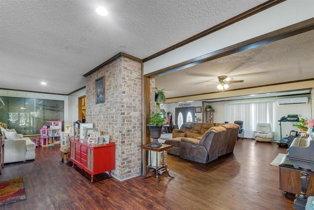 6701 Highway 6 Property Photo 15