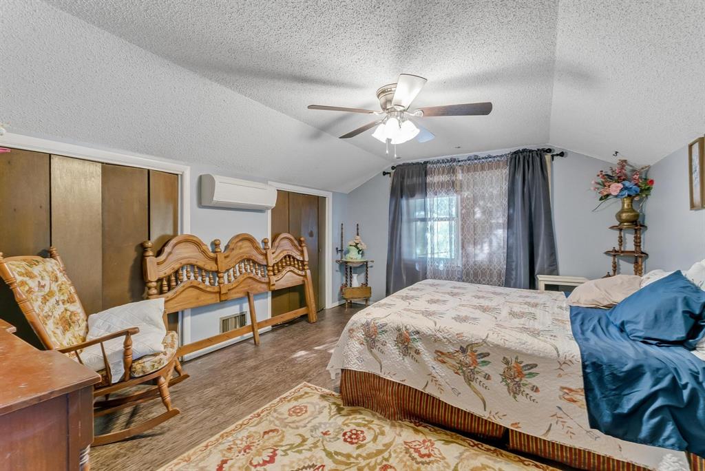 6701 Highway 6 Property Photo 32