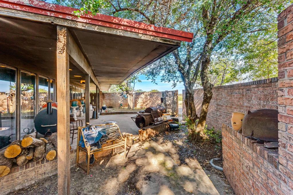 6701 Highway 6 Property Photo 37