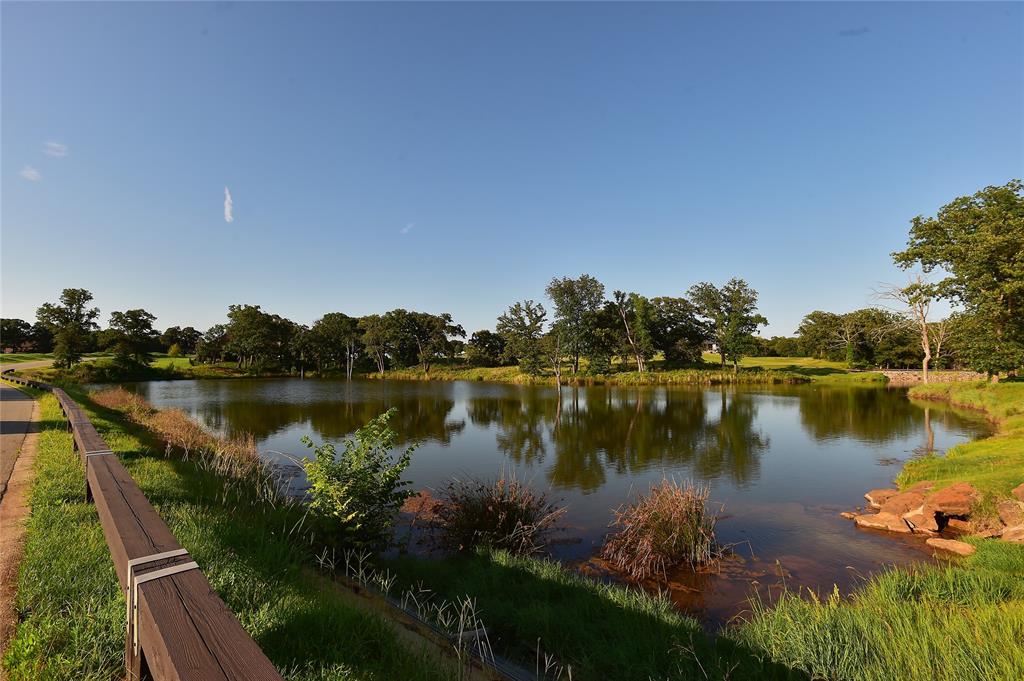 37 Pine Hills Lane Property Photo 8