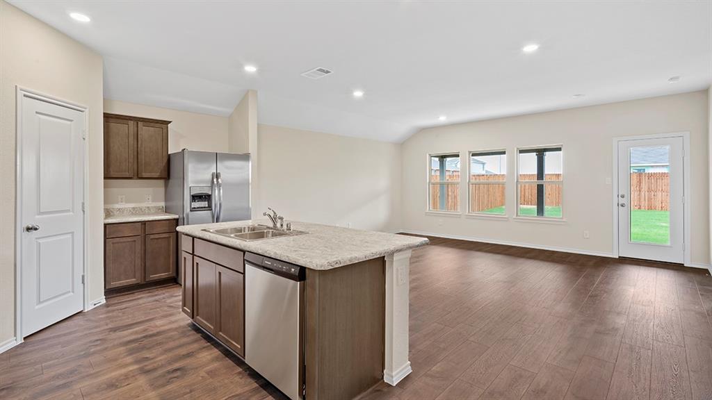 1420 Tierra Blanca Drive Property Photo 4