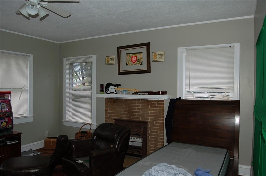 2401 Homan Avenue Property Photo 6