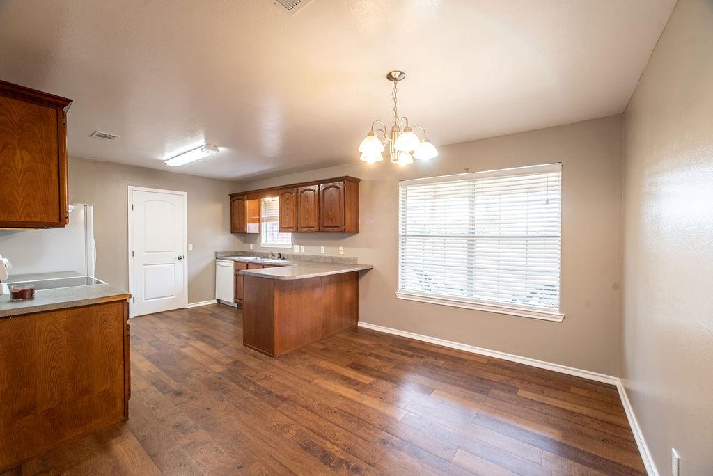 1385 Fm 194 Property Photo 7