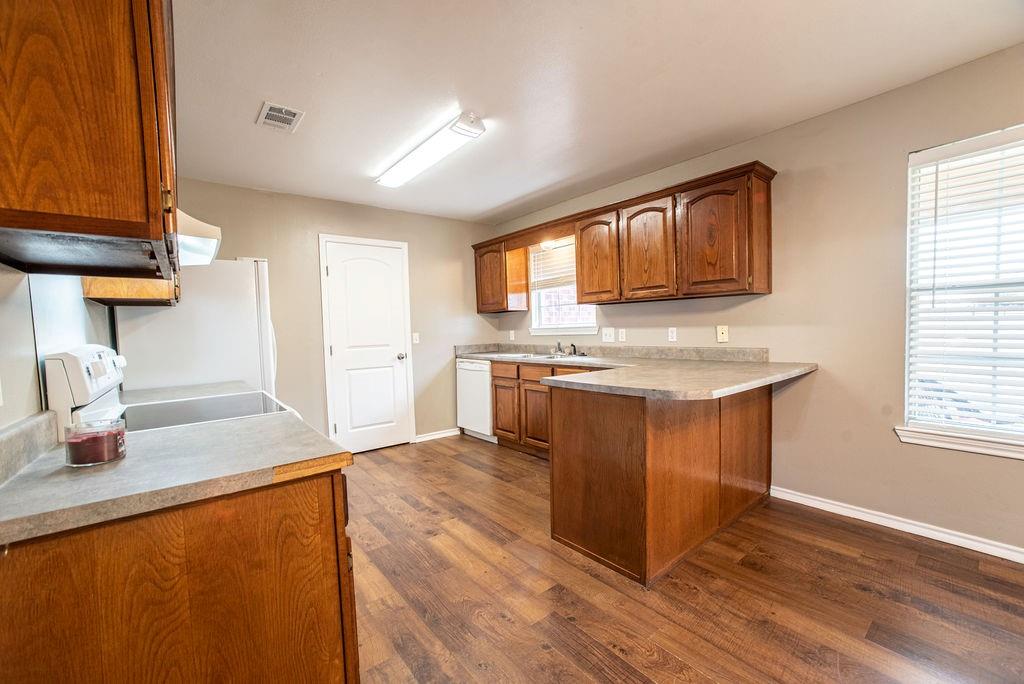 1385 Fm 194 Property Photo 10