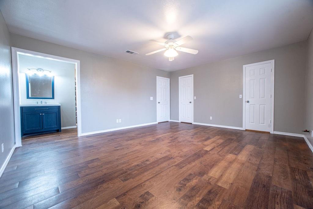 1385 Fm 194 Property Photo 12