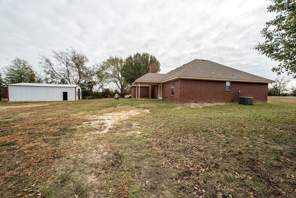 1385 Fm 194 Property Photo 26