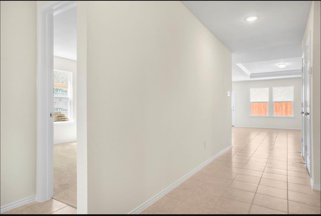 1611 Silas Drive Property Photo 3