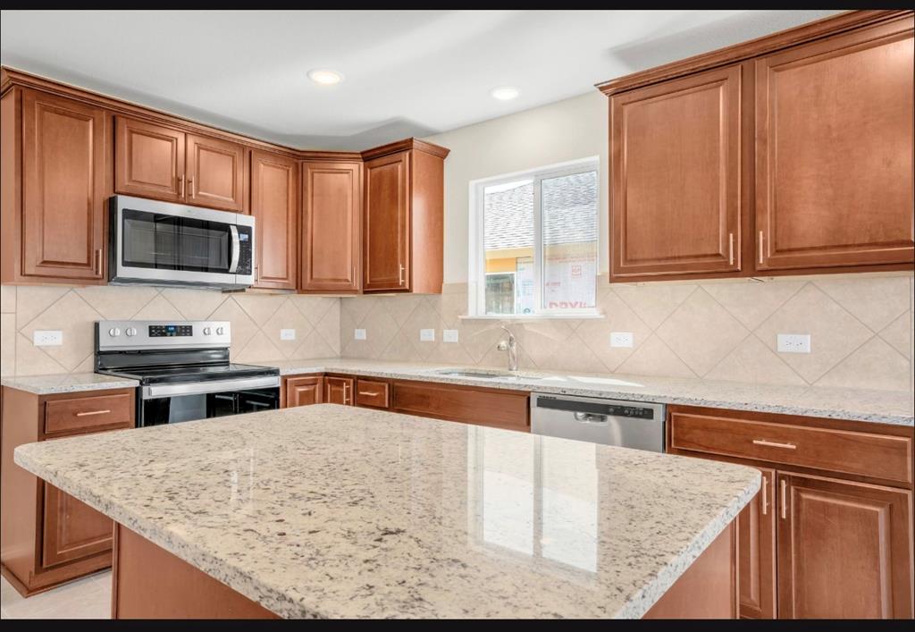 1611 Silas Drive Property Photo 8