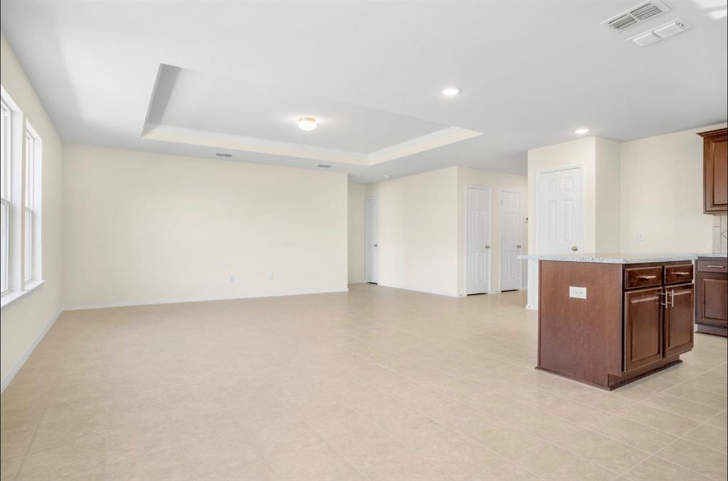 1611 Silas Drive Property Photo 12