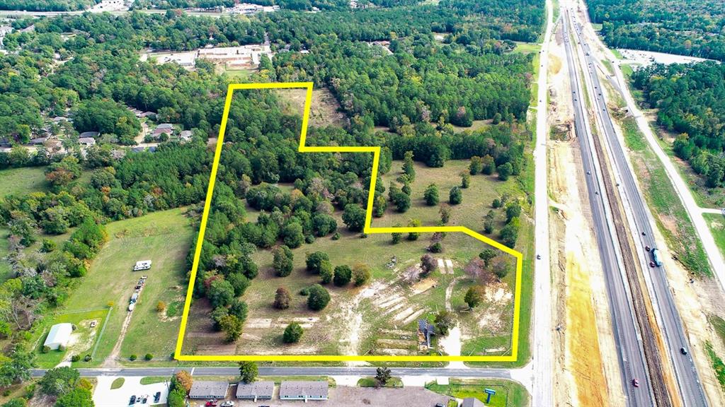 730 I-45 Frontage Property Photo 3