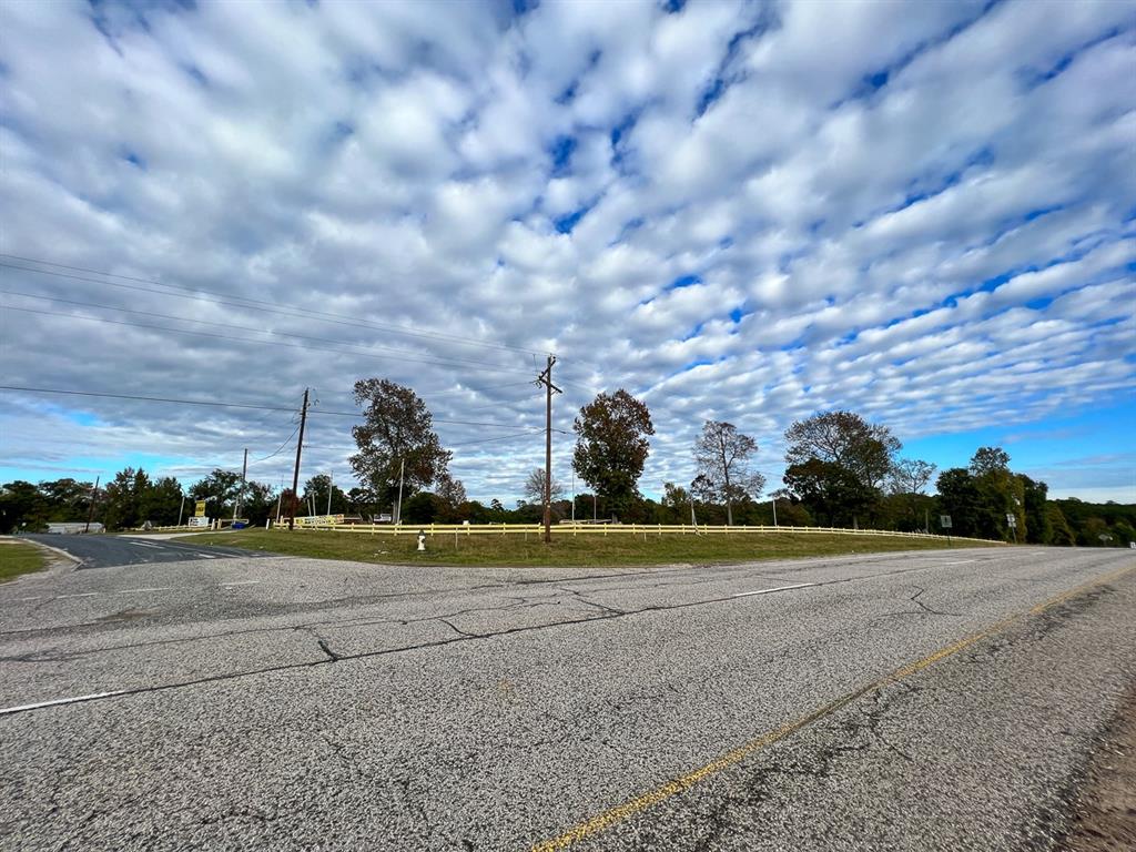 730 I-45 Frontage Property Photo 13