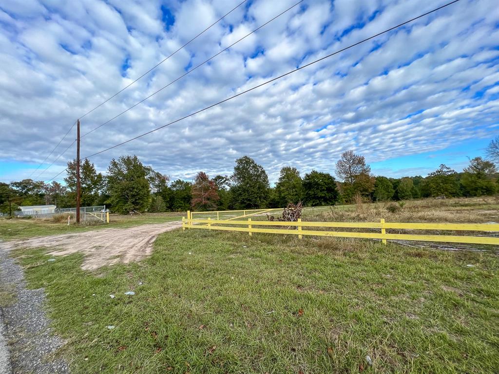 730 I-45 Frontage Property Photo 15