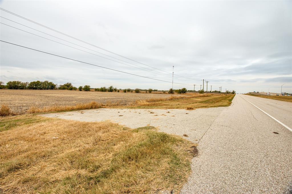 Tbd S I-35 Property Photo 9