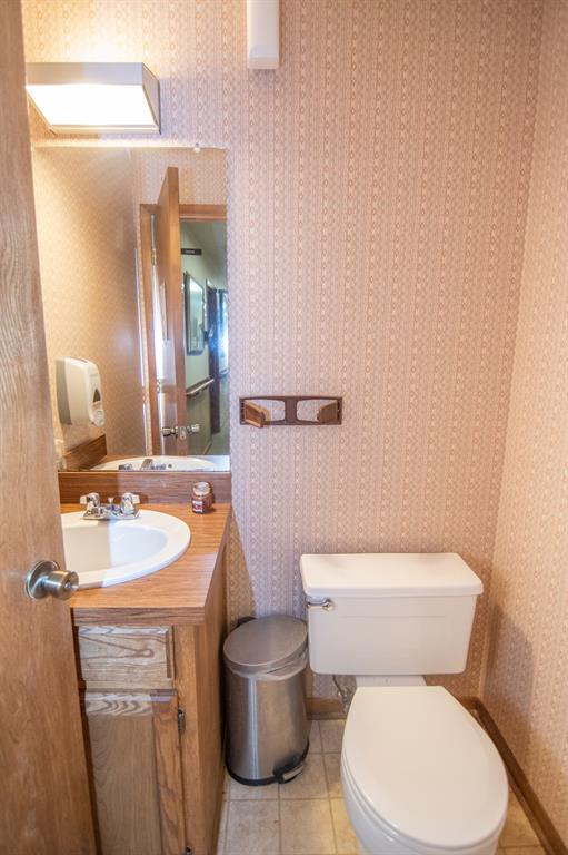 100 S Park Drive Property Photo 18