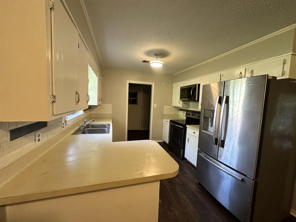 120 Honeysuckle Drive Property Photo 10