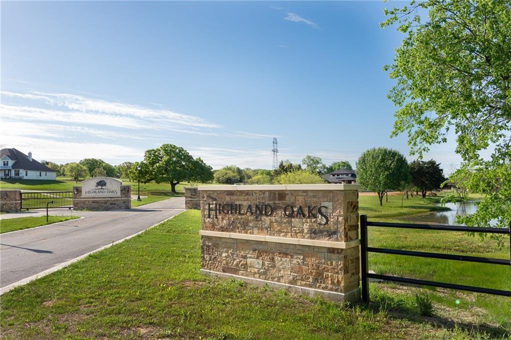 2000 Beauty Berry Court Property Photo 1