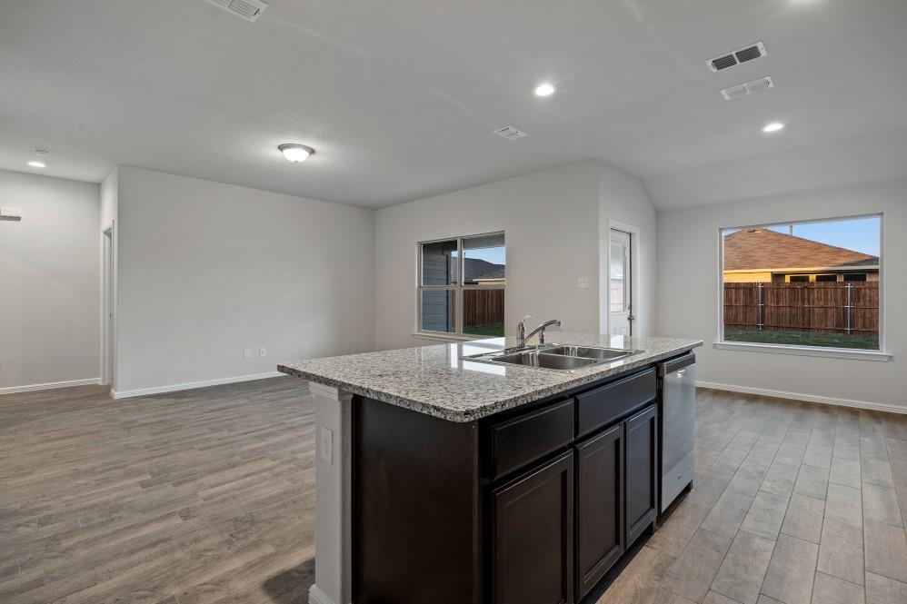 8621 Willowsun Way Property Photo 10