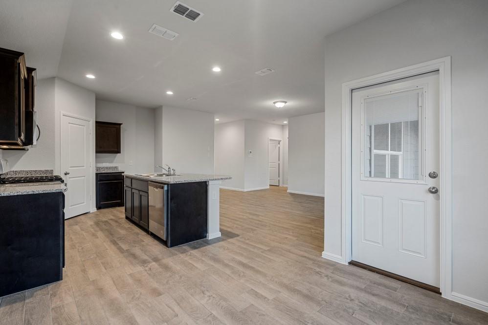 8621 Willowsun Way Property Photo 11