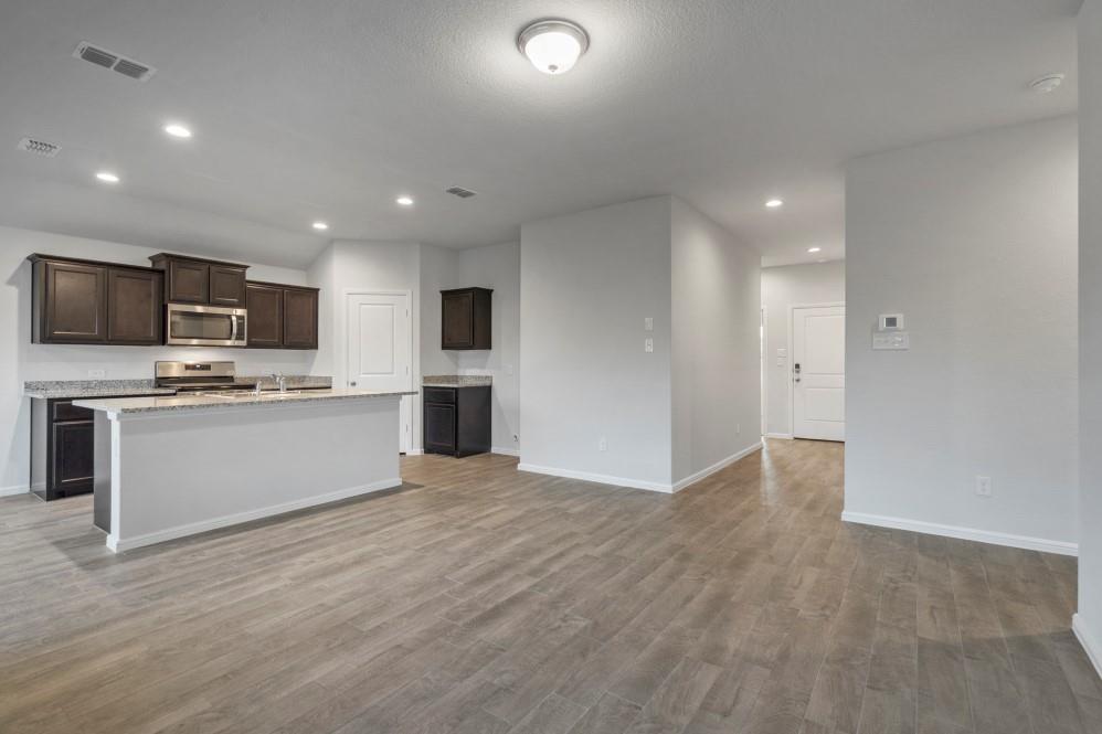 8621 Willowsun Way Property Photo 12