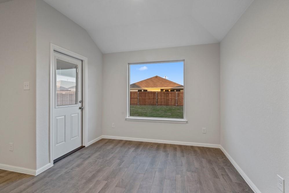 8621 Willowsun Way Property Photo 13