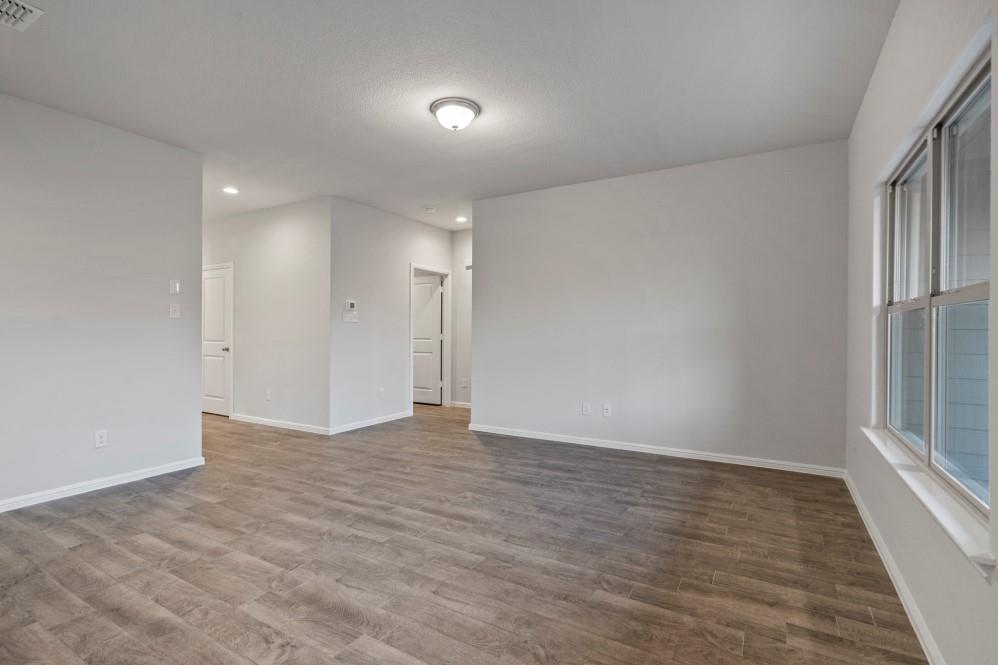 8621 Willowsun Way Property Photo 18