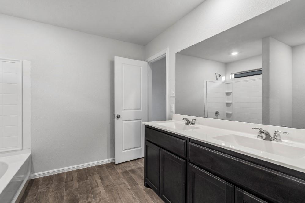 8621 Willowsun Way Property Photo 24