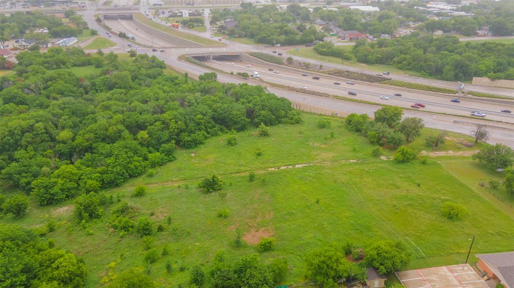 1218 W Church Street Property Photo 4