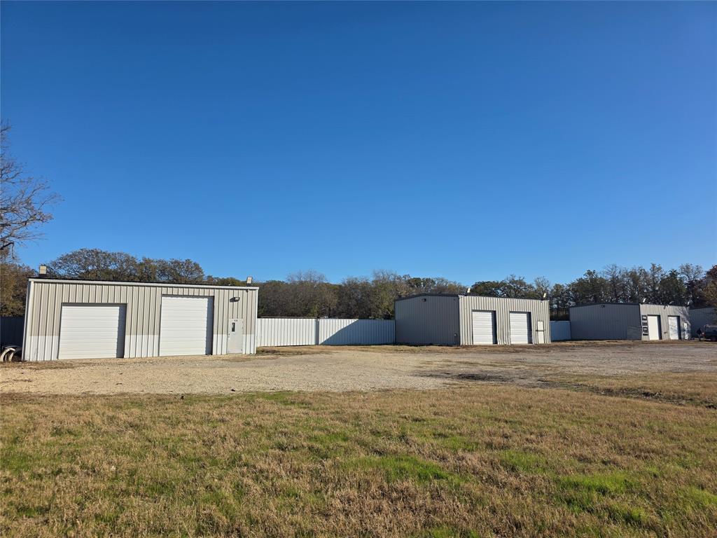 870 N Mayhill Road Property Photo 1