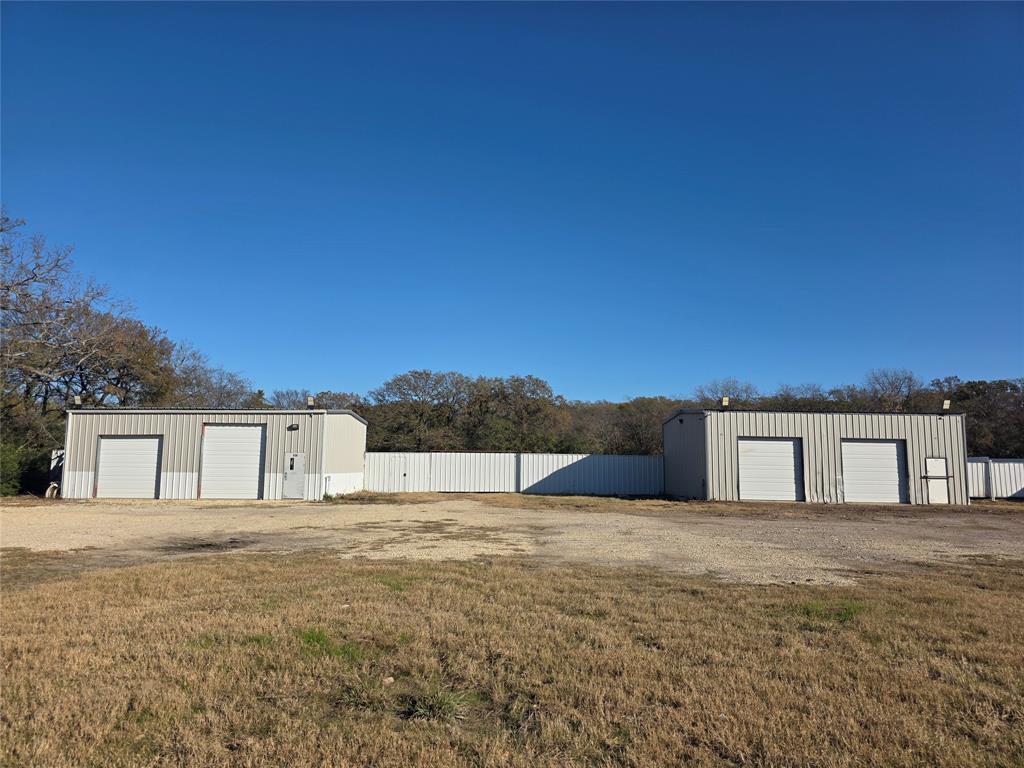 870 N Mayhill Road Property Photo 3