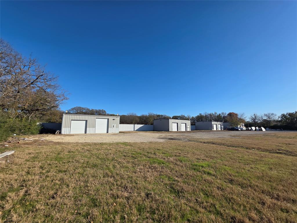 870 N Mayhill Road Property Photo 5