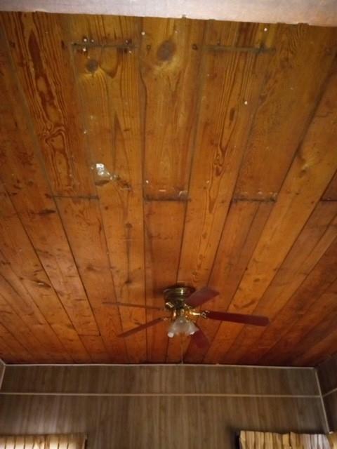 1326 S Walnut Street Property Photo 2