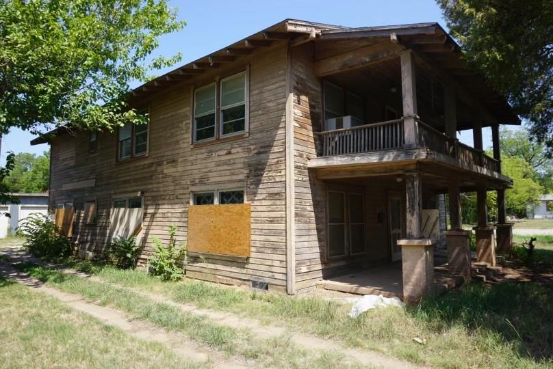 1600 Elizabeth Avenue Property Photo 3