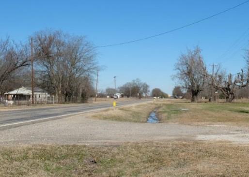 8196 Fm 100 Property Photo 9