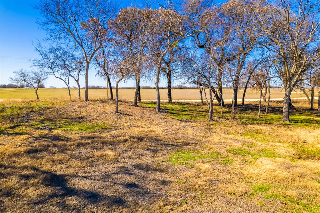 2607 Freedom Court Property Photo 4