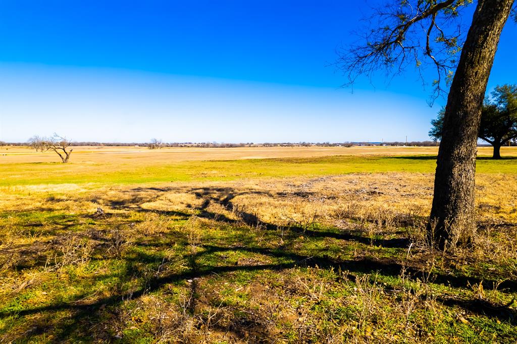 2607 Freedom Court Property Photo 6