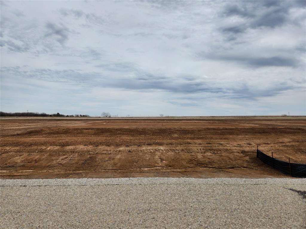 213 Lonicera Lane Property Photo 4