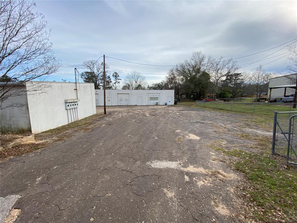 2916 Chandler Highway Property Photo 2