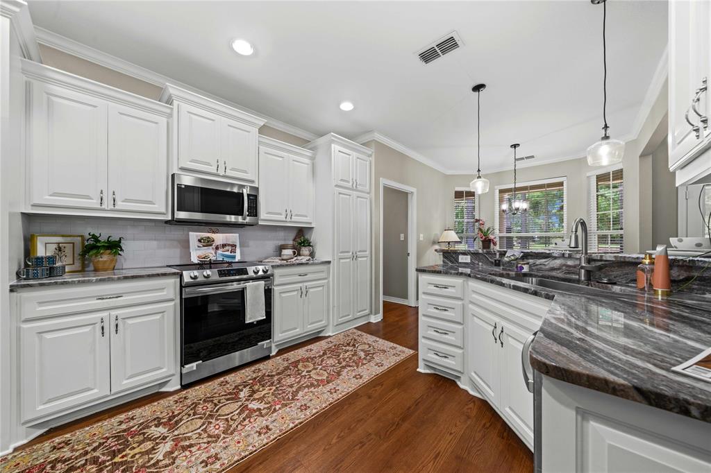 11051 Skyline Drive Property Photo 12