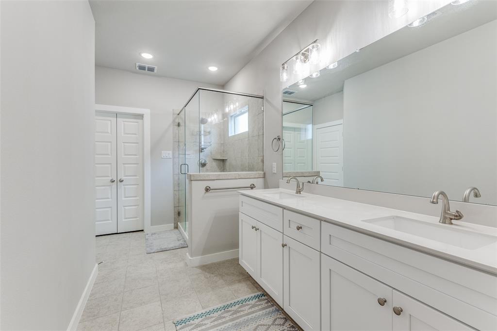 4704 Simple Pathway Street Property Photo 19